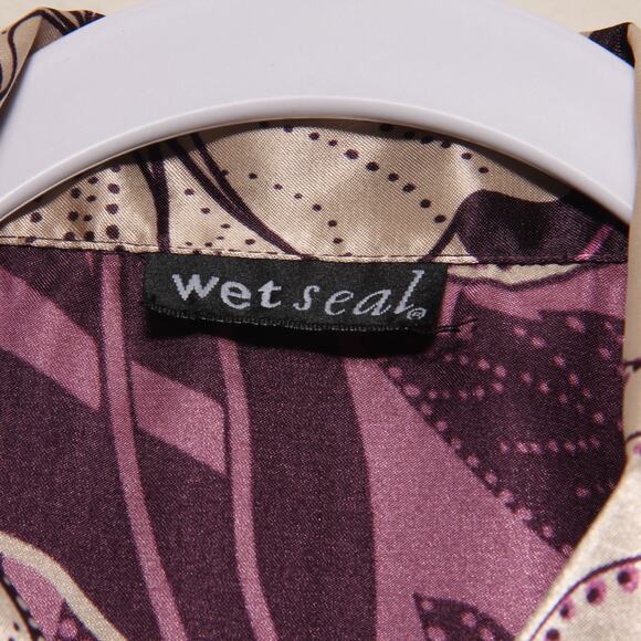 Vintage Wet Seal Satin Floral Top No size tag - Picture 5 of 8